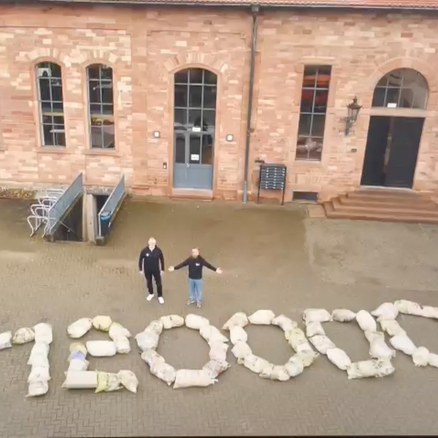 Umweltschutz und Nachhaltigkeit: Gemeinsam haben wir bisher über 120.000 Säcke Verpackungsmüll eingespart - GREENMNKY